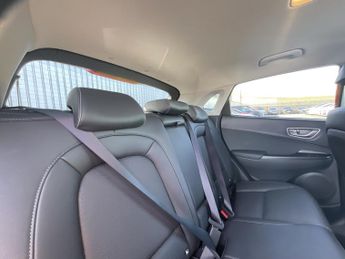 Hyundai Kona PREMIUM SE EV