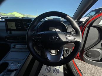 Hyundai Kona PREMIUM SE EV