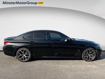 BMW 5 Series 530D XDRIVE M SPORT MHEV AUTO
