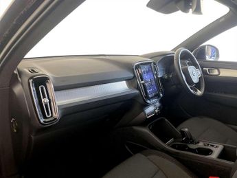 Volvo XC40 2.0 B3 MHEV Core DCT Auto Euro 6 (s/s) 5dr