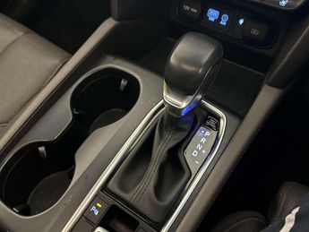 Hyundai Santa Fe 2.2 CRDi Premium SE SUV 5dr Diesel Auto 4WD Euro 6 (s/s) 7 Seat 