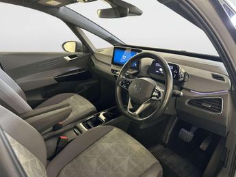 Volkswagen ID.3 Pure Performance 45kWh Life Hatchback 5dr Electric Auto (150 ps)