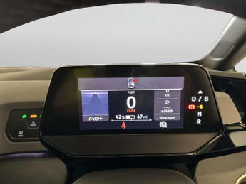 Volkswagen ID.3 Pure Performance 45kWh Life Hatchback 5dr Electric Auto (150 ps)