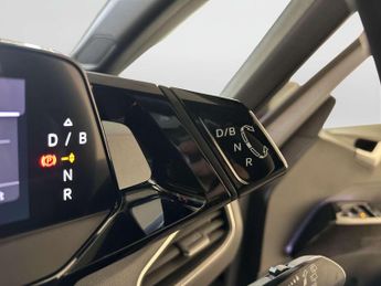 Volkswagen ID.3 Pure Performance 45kWh Life Hatchback 5dr Electric Auto (150 ps)