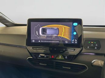 Volkswagen ID.3 Pure Performance 45kWh Life Hatchback 5dr Electric Auto (150 ps)