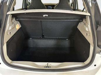 Renault Zoe R110 EV50 52kWh Iconic Hatchback 5dr Electric Auto (Rapid Charge