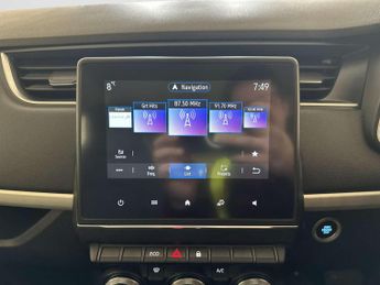 Renault Zoe R110 EV50 52kWh Iconic Hatchback 5dr Electric Auto (Rapid Charge
