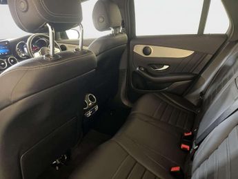 Mercedes-Benz GLC 2.0 GLC220d AMG Line SUV 5dr Diesel G-Tronic+ 4MATIC Euro 6 (s/s