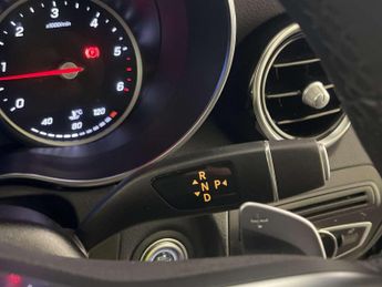 Mercedes-Benz GLC 2.0 GLC220d AMG Line SUV 5dr Diesel G-Tronic+ 4MATIC Euro 6 (s/s