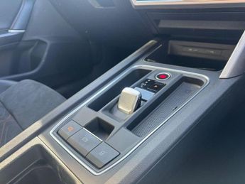 SEAT LEON 1.4 eHybrid 12.8kWh FR Sport Estate 5dr Petrol Plug-in Hybrid DS