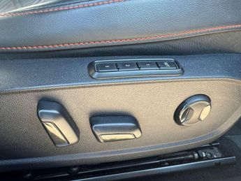 SEAT LEON 1.4 eHybrid 12.8kWh FR Sport Estate 5dr Petrol Plug-in Hybrid DS