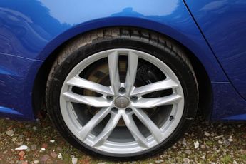 Audi S6 Avant 4.0 TFSI V8 S Tronic quattro Euro 6 (s/s) 5dr