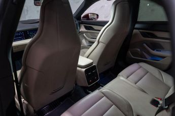 Porsche Taycan Performance Plus 93.4kWh Auto RWD 4dr (11kW Charger)