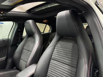 Mercedes-Benz GLA 2.1 GLA220d AMG Line (Premium Plus) 7G-DCT 4MATIC Euro 6 (s/s) 5