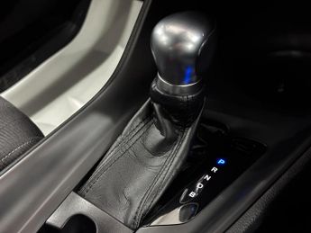 Toyota C-HR 1.8 VVT-h Icon CVT Euro 6 (s/s) 5dr