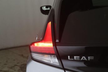 Nissan Leaf 39kWh N-Connecta Auto 5dr