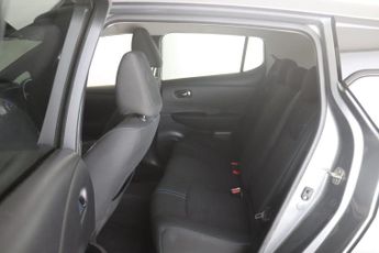Nissan Leaf 39kWh N-Connecta Auto 5dr