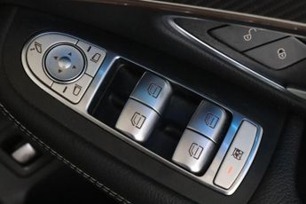 Mercedes-Benz EQC EQC 400 80kWh AMG Line Auto 4MATIC 5dr