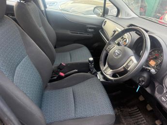 Toyota Yaris 1.33 Dual VVT-i TR Euro 5 5dr