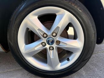 Ford Focus 1.6 Zetec 5dr