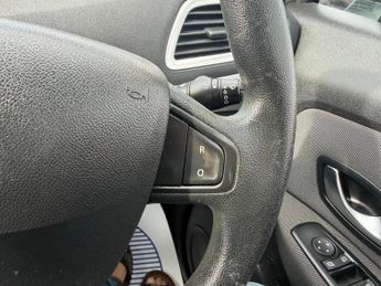 Renault Scenic 1.5 dCi Expression Euro 5 5dr