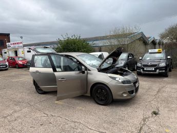 Renault Scenic 1.5 dCi Expression Euro 5 5dr