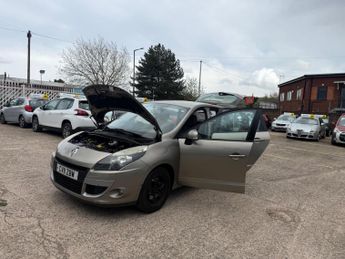 Renault Scenic 1.5 dCi Expression Euro 5 5dr