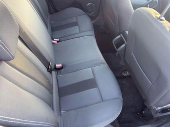 Renault Megane 1.6 16V Dynamique Euro 5 5dr