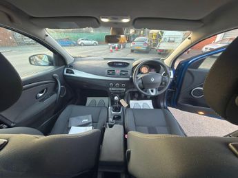 Renault Megane 1.6 16V Dynamique Euro 5 5dr