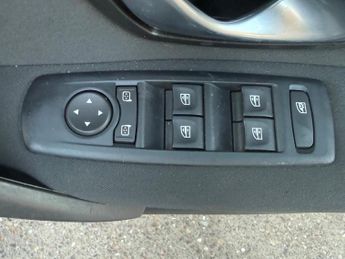 Renault Megane 1.6 16V Dynamique Euro 5 5dr