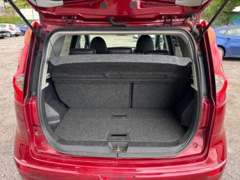 Nissan Note 1.6 16V Tekna Auto Euro 5 5dr