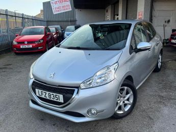 Peugeot 208 1.2 VTi Active Euro 5 5dr