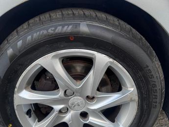 Peugeot 208 1.2 VTi Active Euro 5 5dr