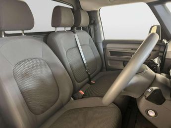 Volkswagen ID. Buzz Cargo Pro 77kWh Commerce Plus Panel Van 5dr Electric Auto (204 ps)