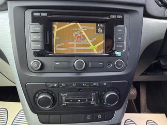 Skoda Yeti 2.0 TDI Black Edition SUV 5dr Diesel DSG 4WD Euro 5 (140 ps)