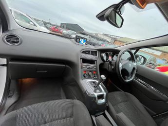 Peugeot 5008 1.6 BlueHDi Allure EAT Euro 6 (s/s) 5dr