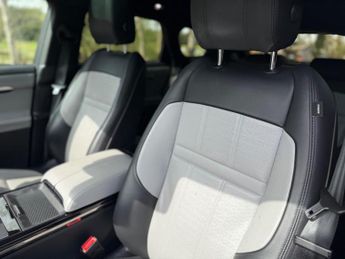 Land Rover Range Rover Evoque 2.0 D200 MHEV R-Dynamic HSE Auto 4WD Euro 6 (s/s) 5dr