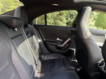 Mercedes-Benz CLA 2.0 CLA220 AMG Line (Premium Plus) Coupe 7G-DCT Euro 6 (s/s) 4dr