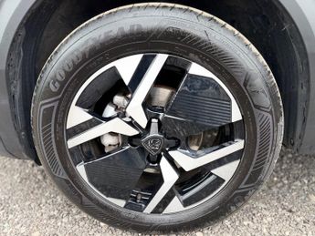 Peugeot 2008 1.2 PureTech Allure EAT Euro 6 (s/s) 5dr