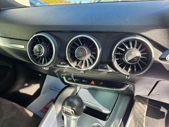 Audi TT 1.8 TFSI S line S Tronic Euro 6 (s/s) 3dr