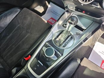 Audi TT 1.8 TFSI S line S Tronic Euro 6 (s/s) 3dr