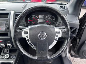 Nissan X-Trail 2.0 dCi Tekna 4WD Euro 5 5dr (AVM)