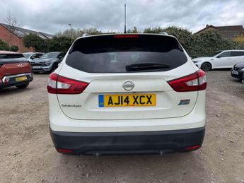Nissan Qashqai 1.5 dCi Tekna 2WD Euro 5 (s/s) 5dr