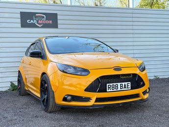 Ford Focus 2.0T EcoBoost ST-2 Euro 5 (s/s) 5dr