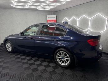 BMW 3 Series 2.0 320d ED EfficientDynamics Business Auto Euro 5 (s/s) 4dr