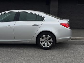 Vauxhall Insignia 2.0 CDTi SE Auto Euro 5 5dr