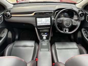 MG MG ZS 51.1kWh Trophy Auto 5dr