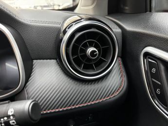 MG MG ZS 51.1kWh Trophy Auto 5dr