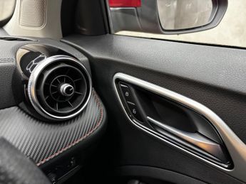 MG MG ZS 51.1kWh Trophy Auto 5dr