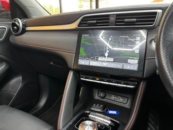 MG MG ZS 51.1kWh Trophy Auto 5dr